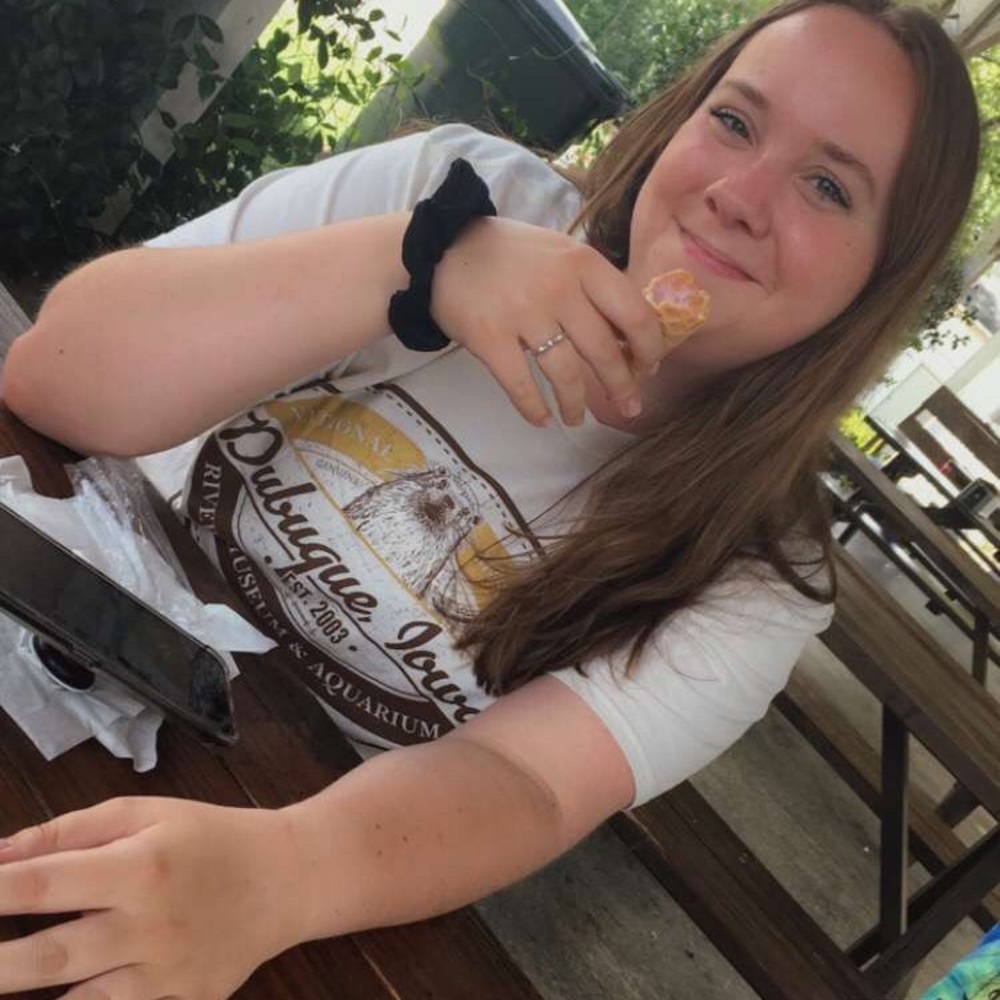 Meet your Posher, Taylor